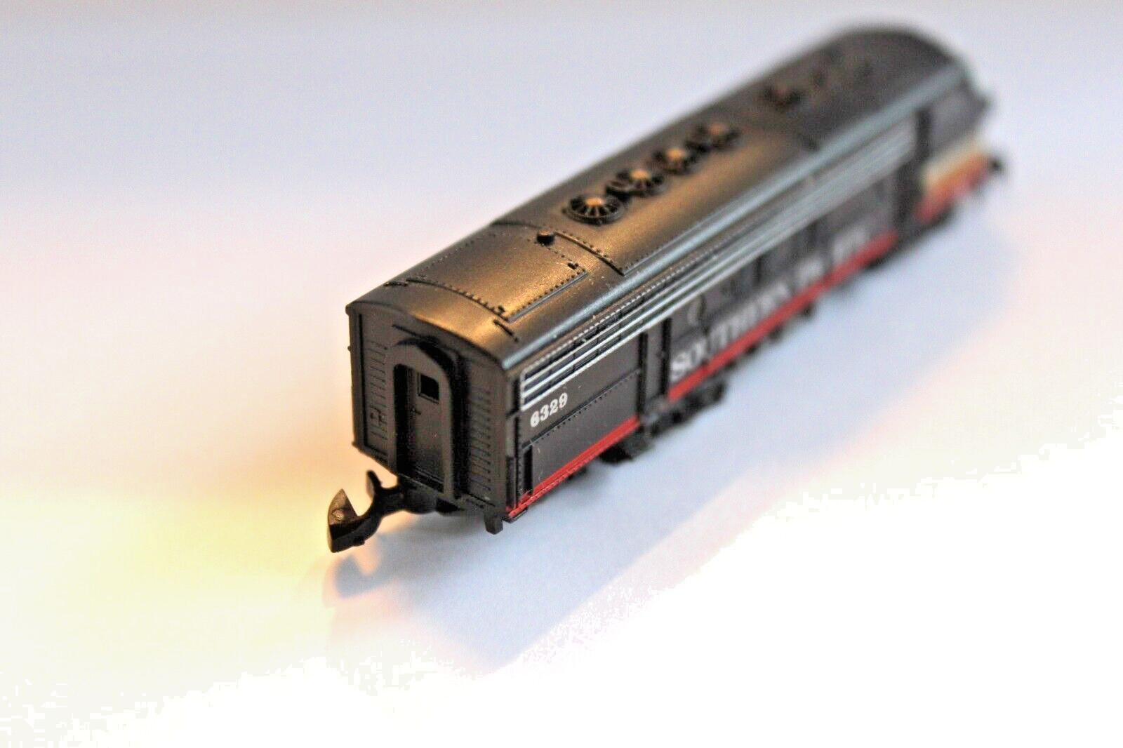 Marklin Z scale 8861 F7 Southern pacific Black Widow org box, track tested