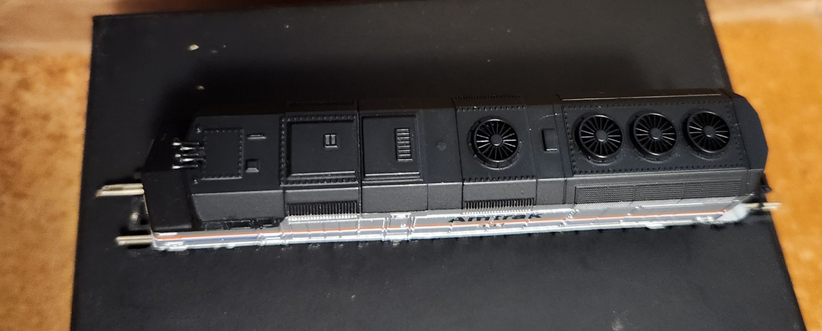 Life Like Trains N Scale Amtrak N F40 Locomotive 381 Locomotive Lot 3779