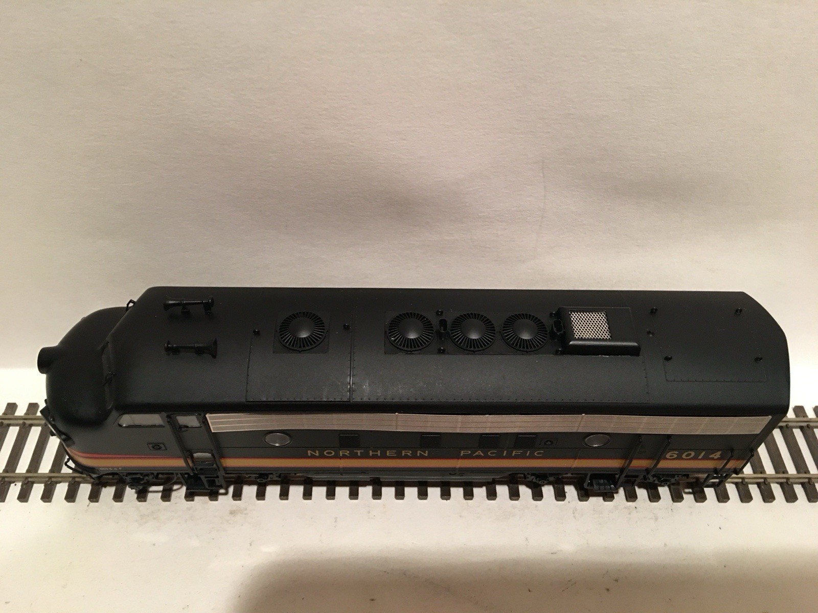 HO Intermountain Northern Pacific EMD F7A Diesel Locomotive NP #6014AF DCC