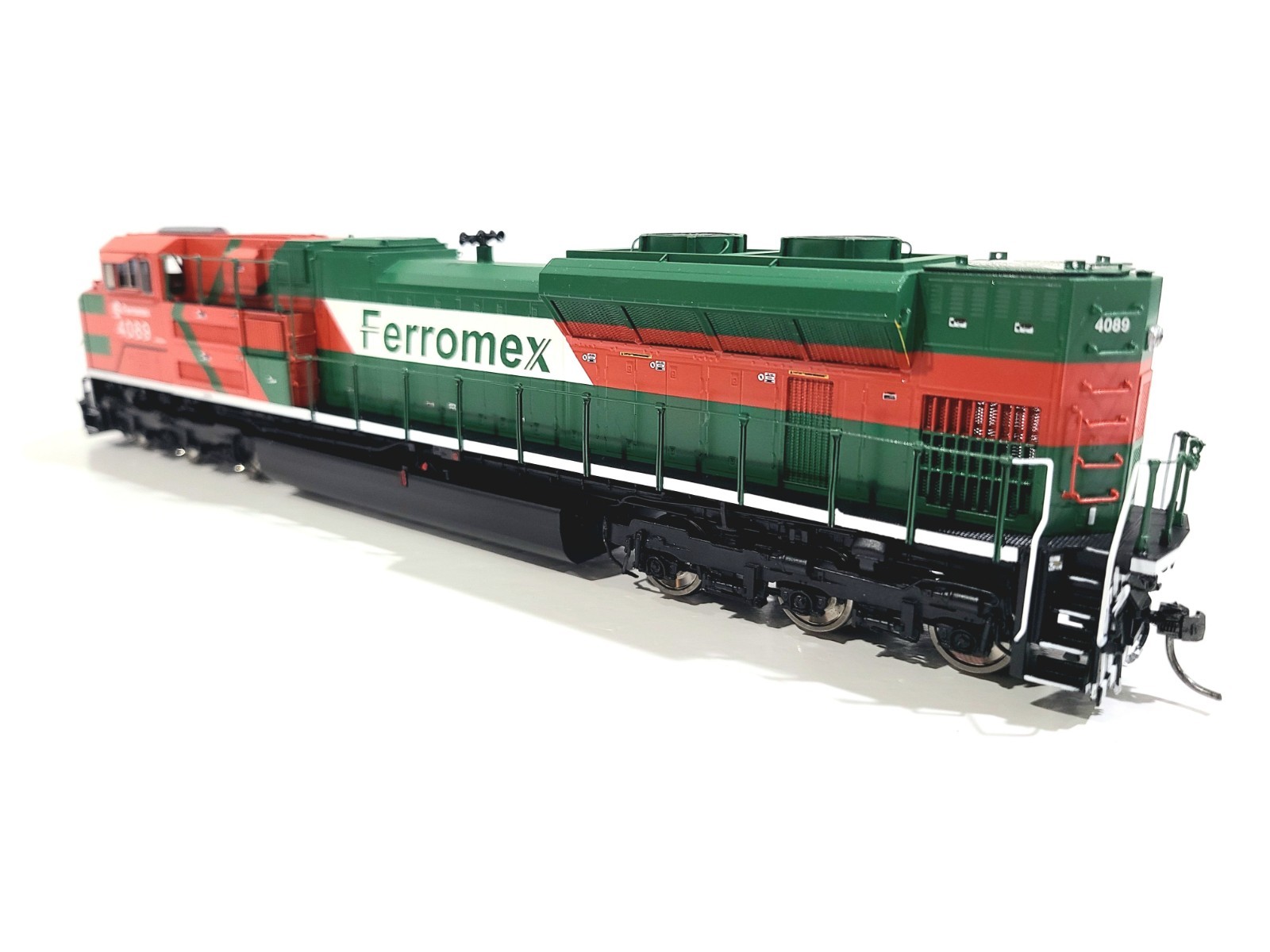 Division Point FXE SD70ACe Ferromex Iso Cab #4089 HO Brass Model #DP-2404.1 DCC