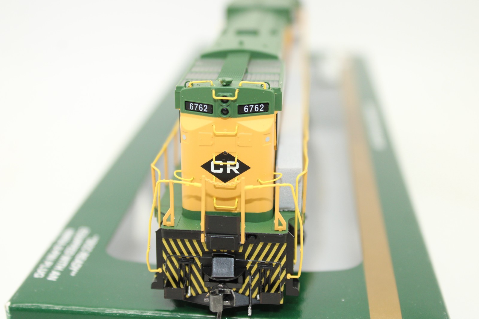Bowser HO Conrail Reading Patch Alco C630 Diesel Locomotive #6762 DCC Ready LED