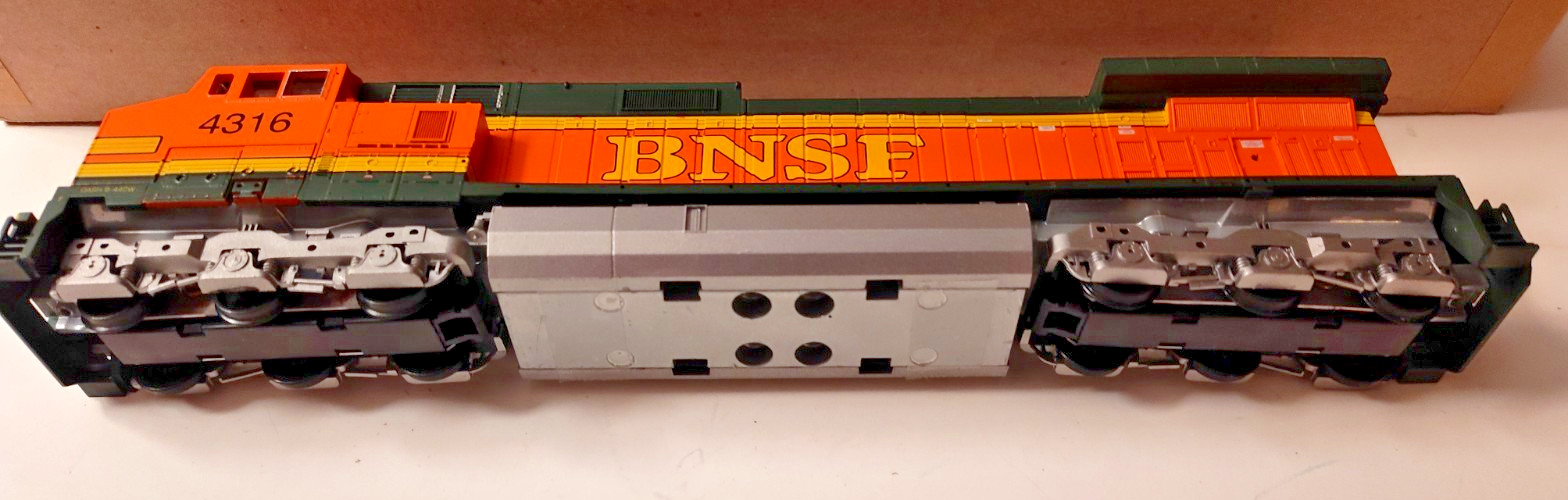 HO Scale Athearn BNSF C44-9W Locomotive no 4316 DUMMY