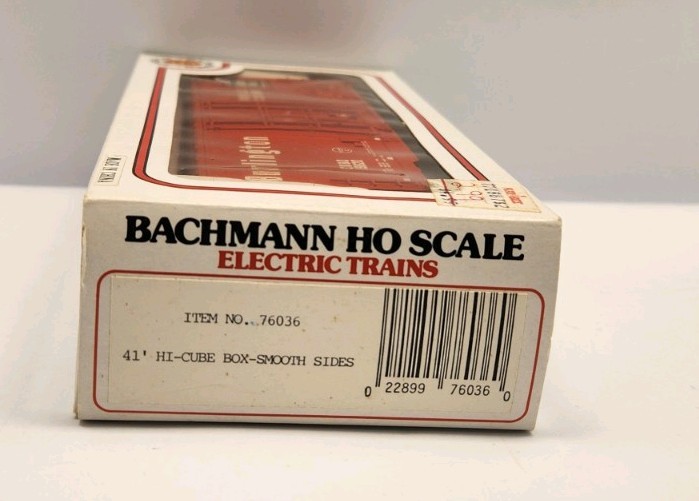 BACHMANN HO 76036 41′ HI-CUBE SMOOTH SIDE BOX CAR BURLINGTON C&Q 19920 NOS C43