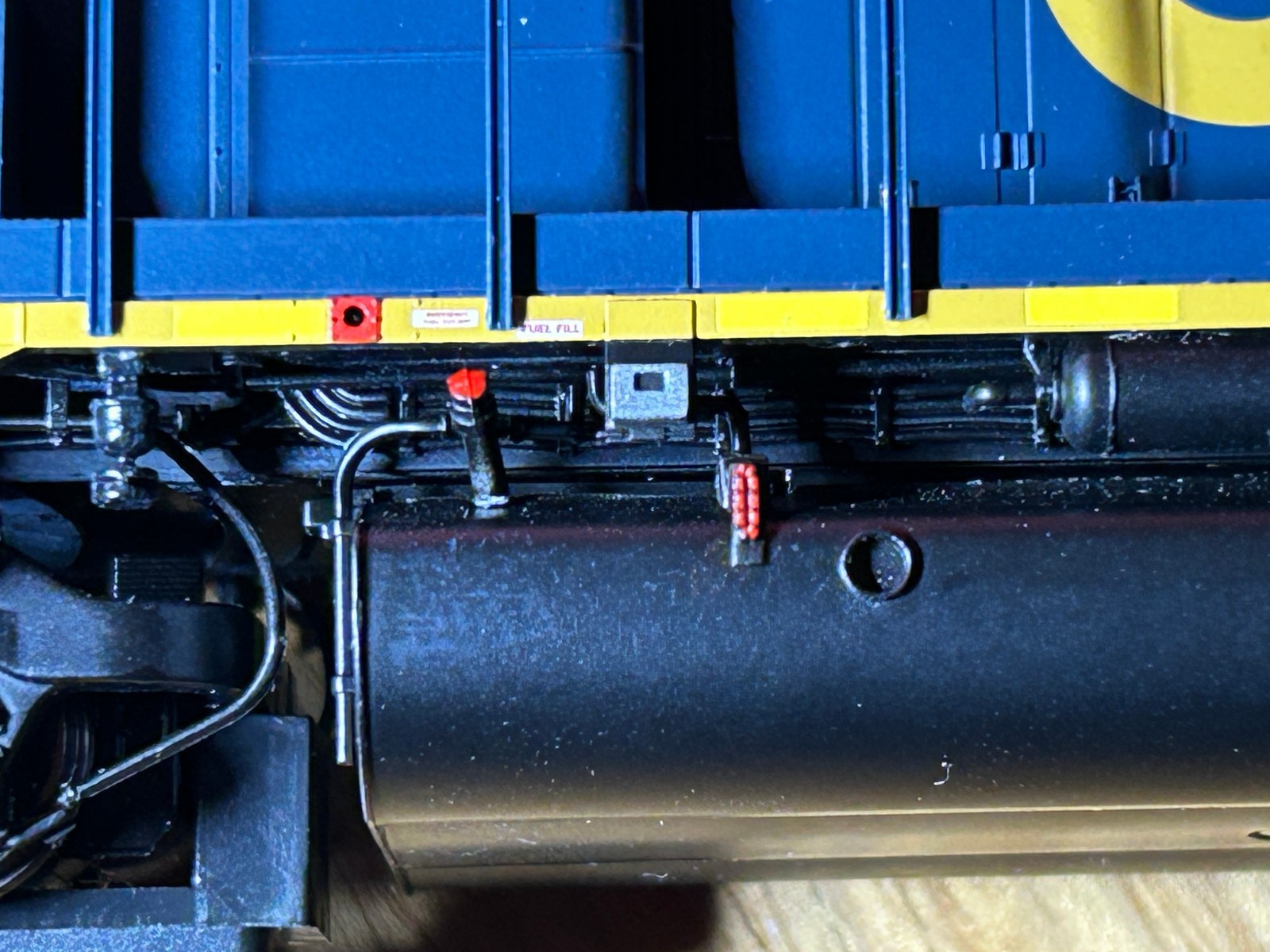 HO Scale ScaleTrains RivetCounter SD40-2/SD40-3 CSX #4013 DCC/SOUND
