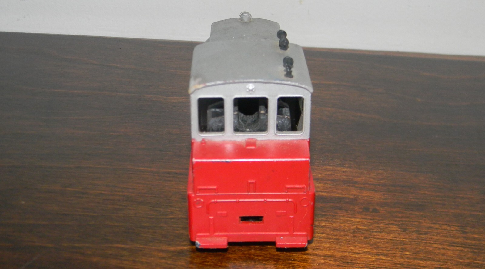 Tyco Plymouth MDT Critter Shell ~ SANTA FE ~ w/ Light Rd# 241 – HO