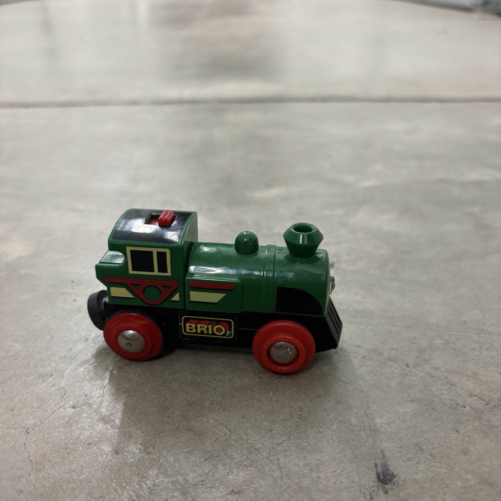 BRIO World Green Action Locomotive Battery Operated Toy Train Untested