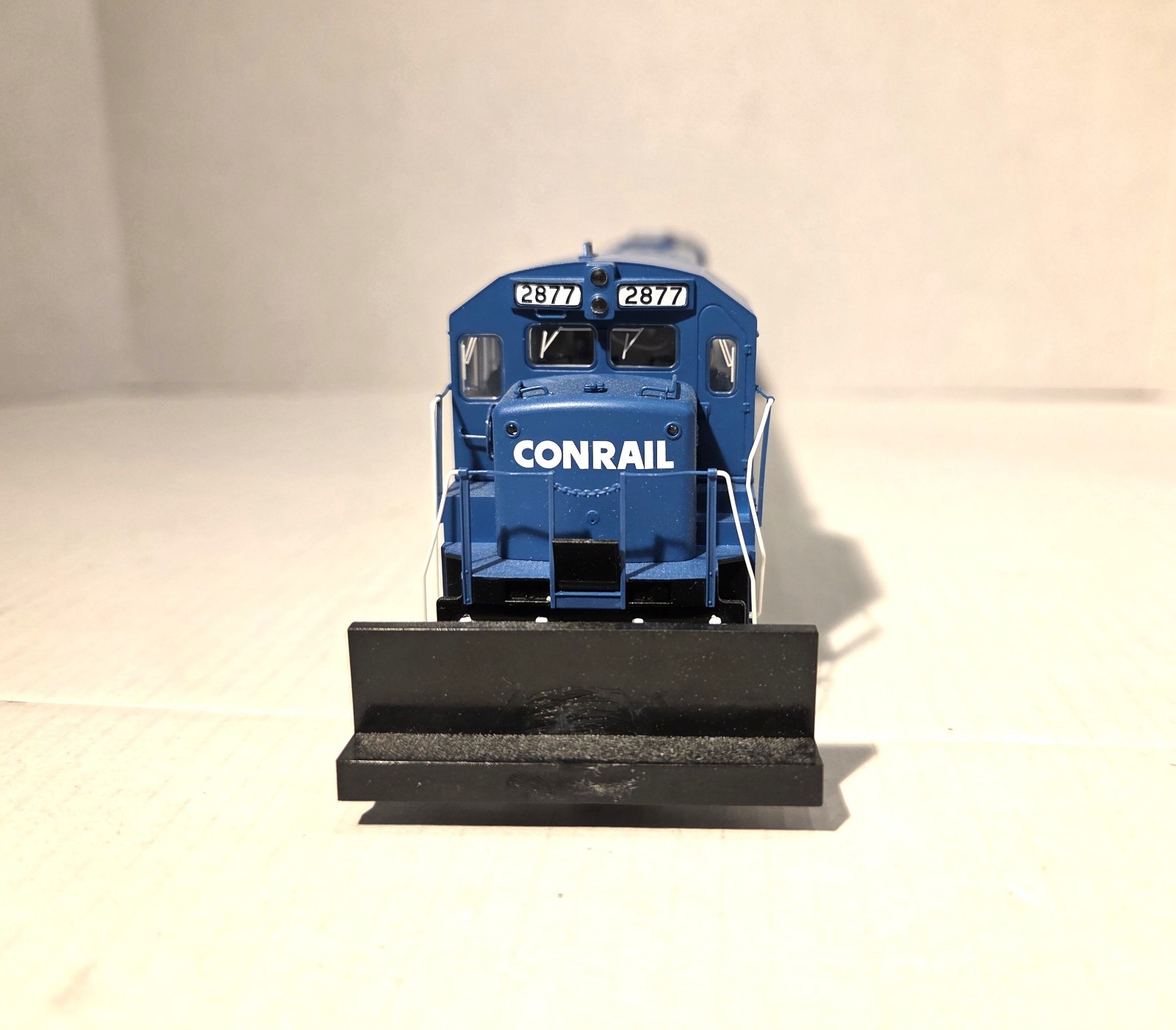 Walthers Proto 2000 HO GE U30B Conrail #2877 DC No Box Missing Air Horn