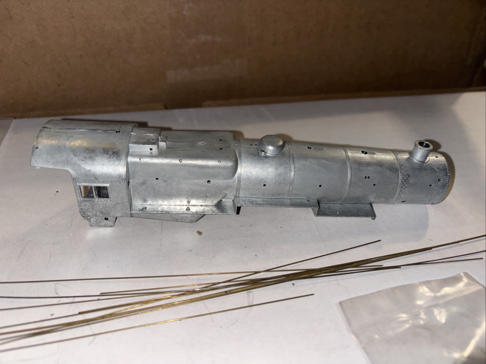 Late Bowser HO 2-8-2 PRR L1 Steam Locomotive Boiler, Pop Valves, Bell, Plate