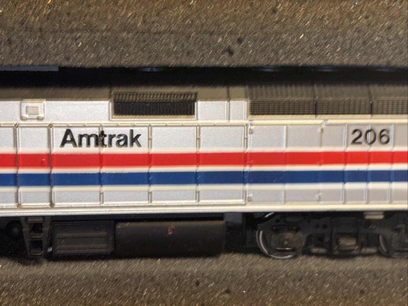 LI005 BACHMAN SPECTRUM 87017 train Ho Locomotive diesel EMD F40 PH Amtrak 227