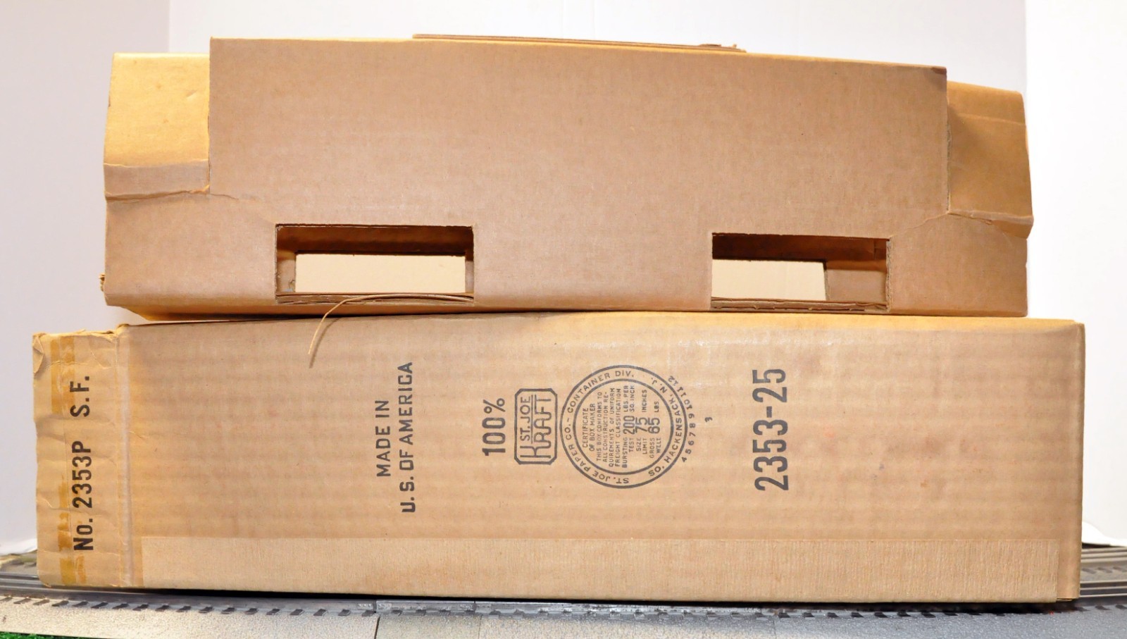 Lionel 2353 Santa Fe F 3 AA-In Original Boxes and Master Carton-Fully Serviced