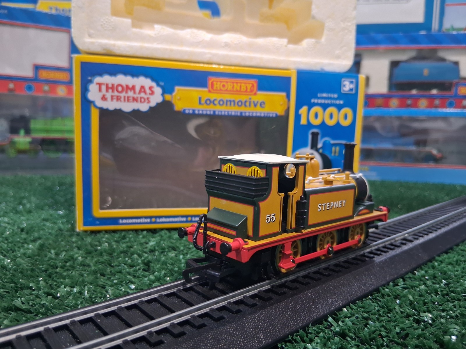 Thomas And Friends HORNBY Stepney The Bluebell Engine Boxed HO/OO GAUGE Working!