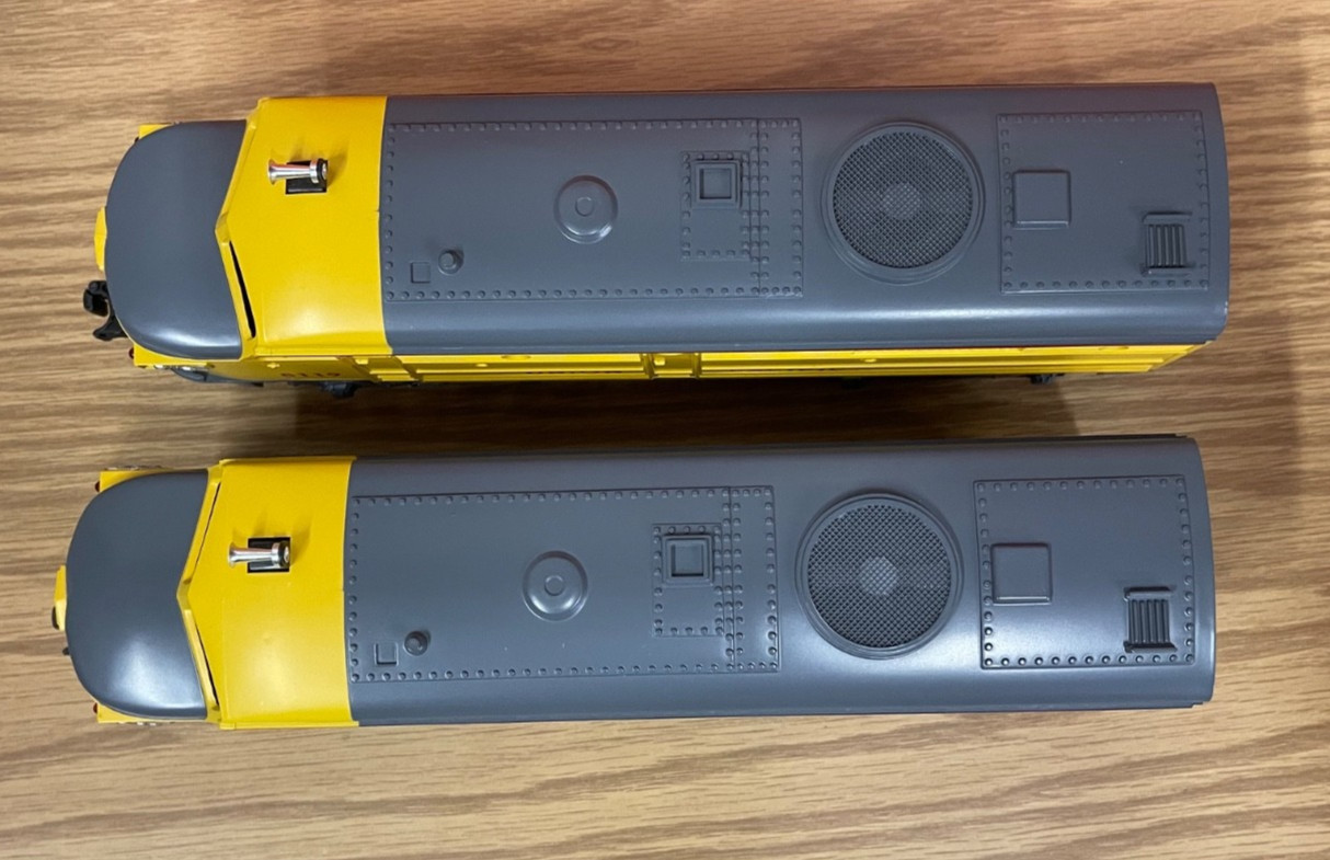 Lionel #18119 Union Pacific Alco AA Diesel Engine Locomotive Train O Gauge Pair