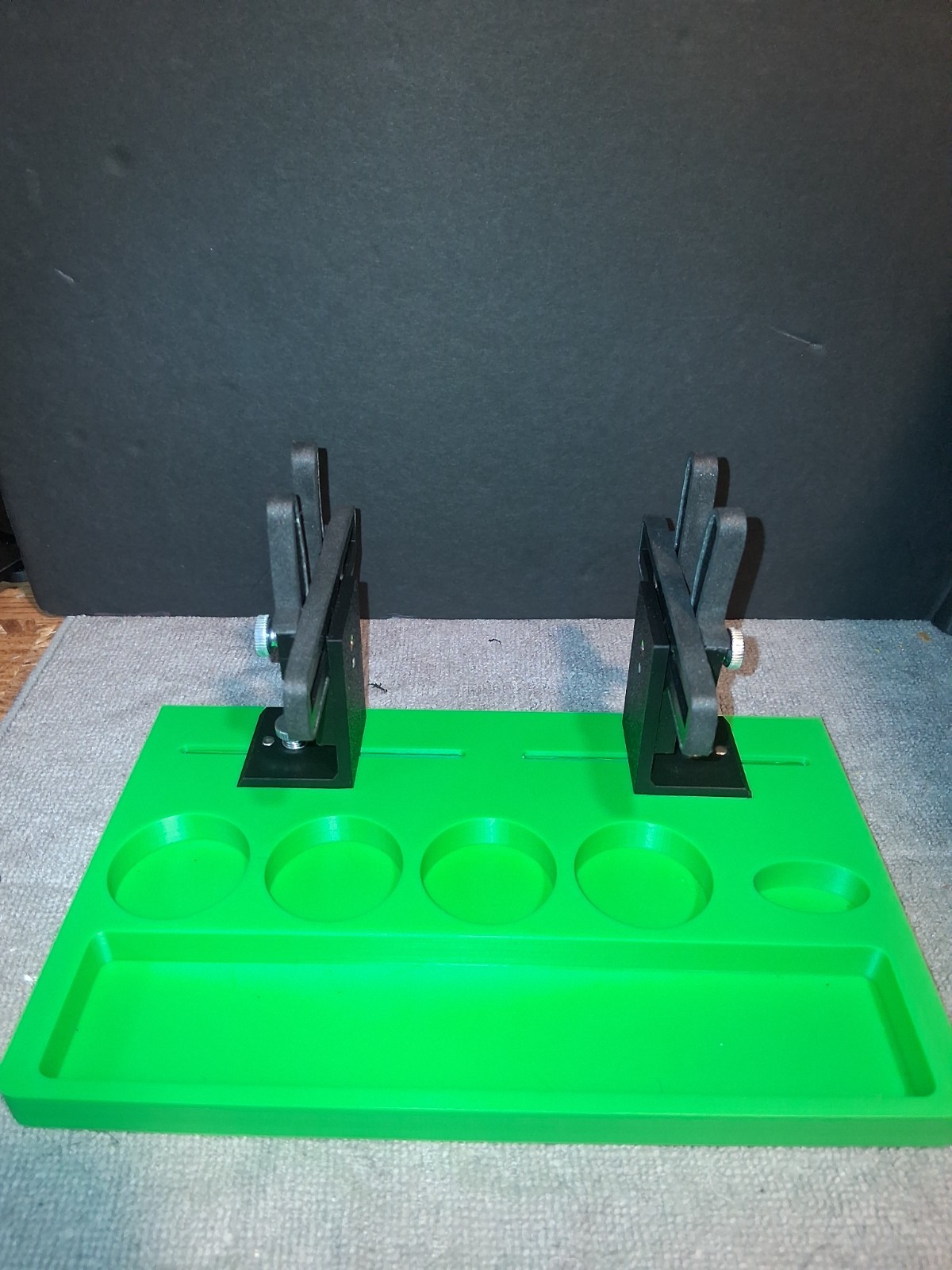n scale locomotive and rolling stock repair workstation