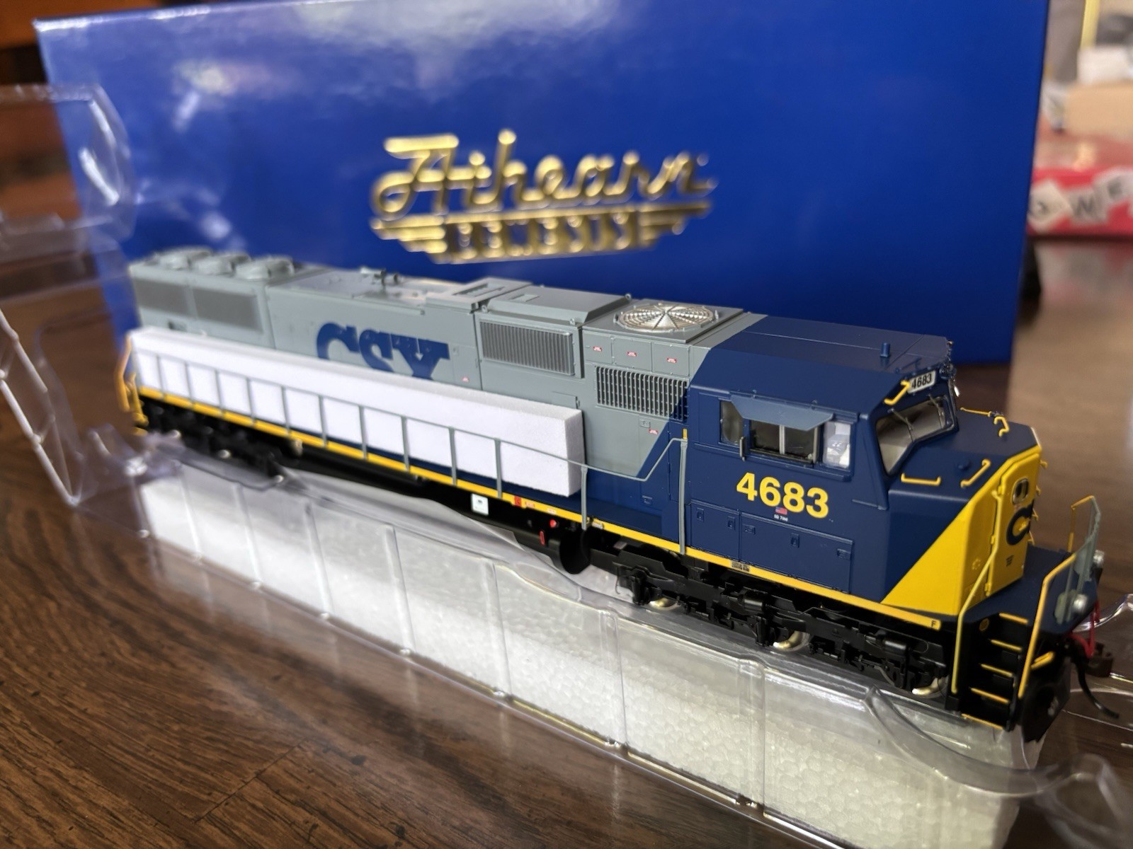 Athearn Genesis ATHG71215 CSX SD70M – HO, DCC Tsunami 2 Sound