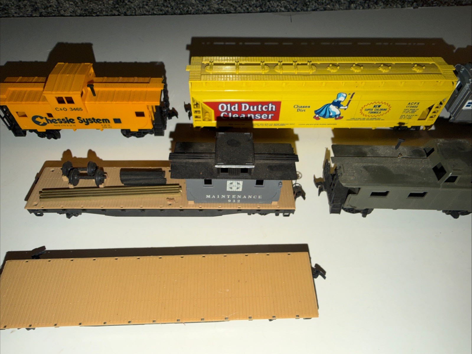TRAIN CAR ENGINE LOCOMOTIVE CHESSIE SYSTEM C&O 4301 ROLLING STOCK HO SCALE PARTS