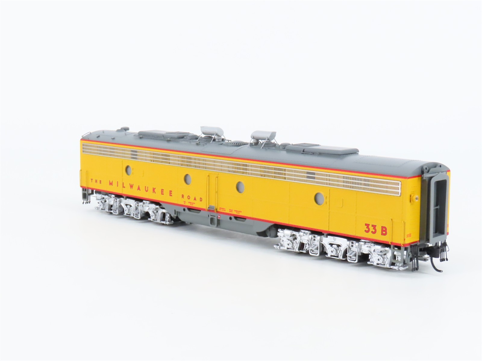 HO Walthers Proto 920-42381 MILW “UP Paint” EMD E9A/B Diesel Set w/ DCC & Sound