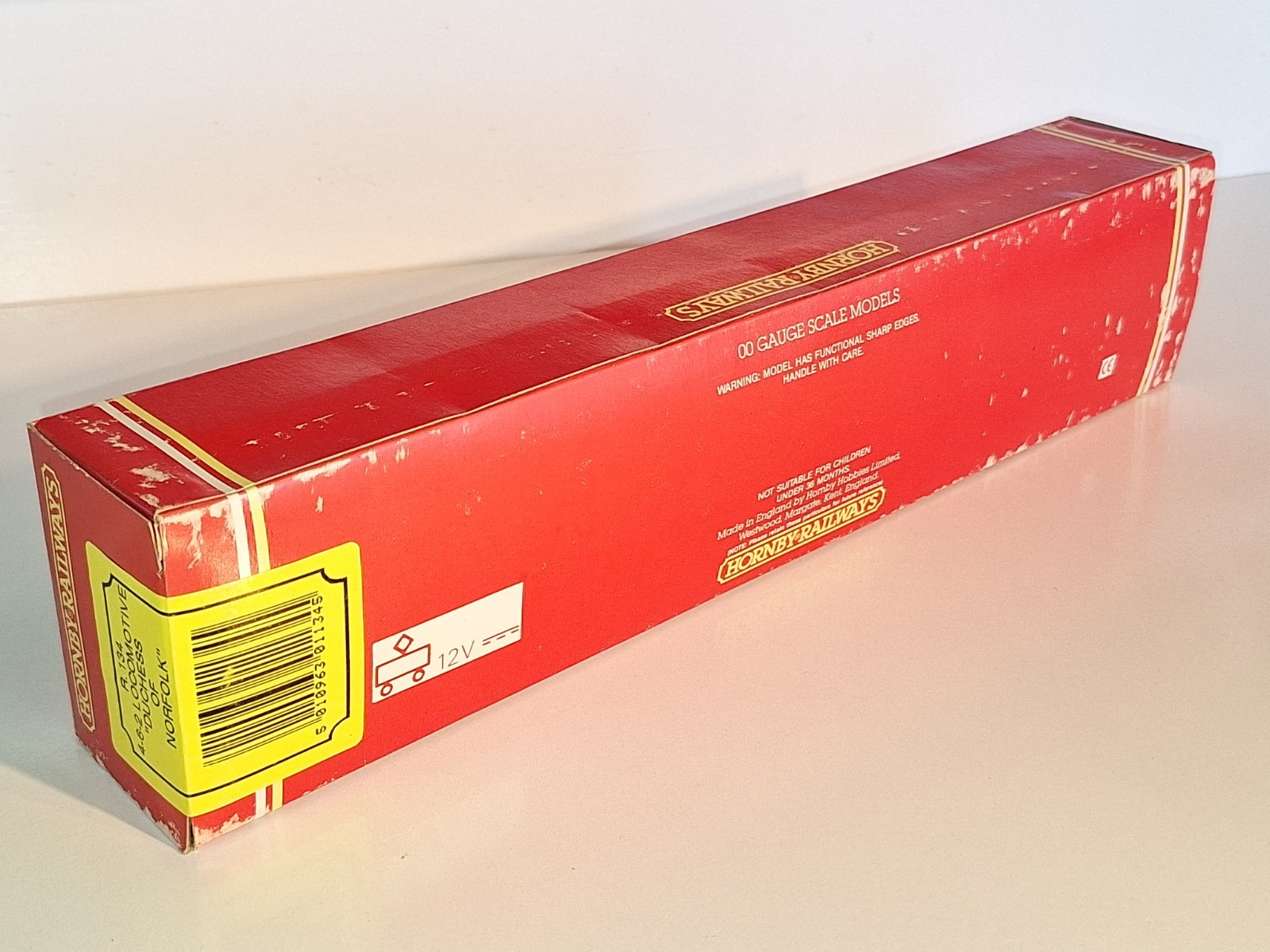 Hornby R134 BR Duchess Of Norfolk. New Old Stock. Mint Cond. Boxed. 2 Rail DC.OO