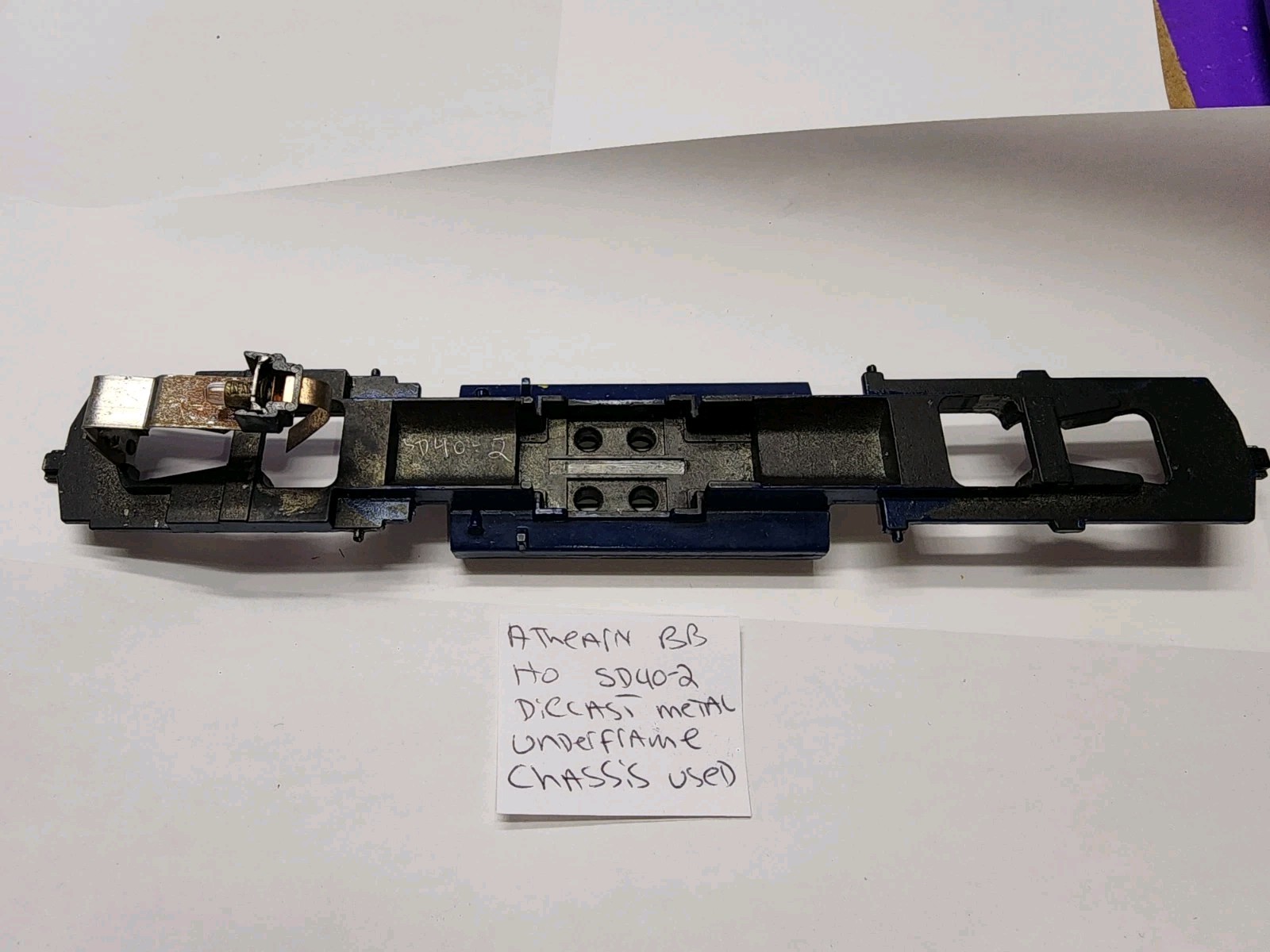SD40-2 ATHEARN HO SCALE DIECAST METAL UNDERFRAME CHASSIS HEADLIGHT ASSEMBLY LOT
