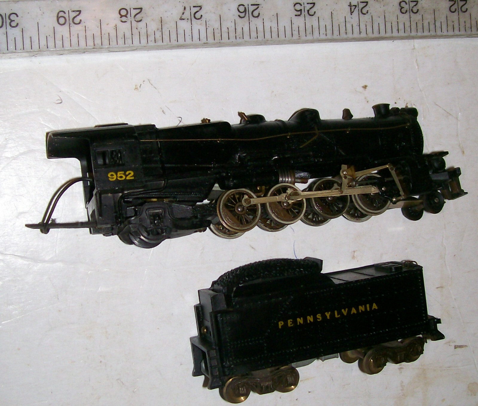 2-8-2 Mikado Pennline/Bowser Metal HO Steam Locomotive & Tender PENNSYLANIA RR
