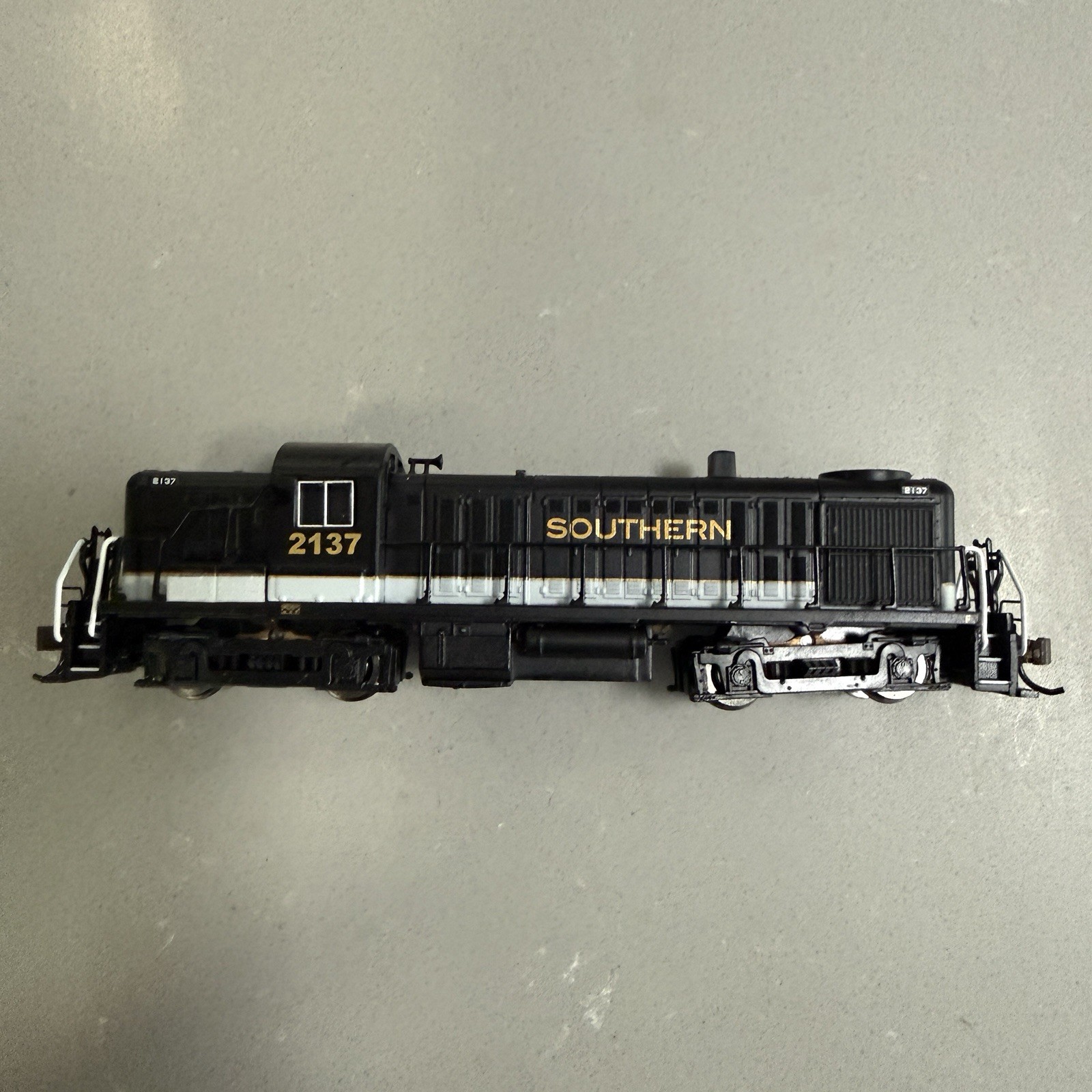 N Scale Bachmann 64254 ALCO RS3 Diesel Locomotive Southern NOT WORKING