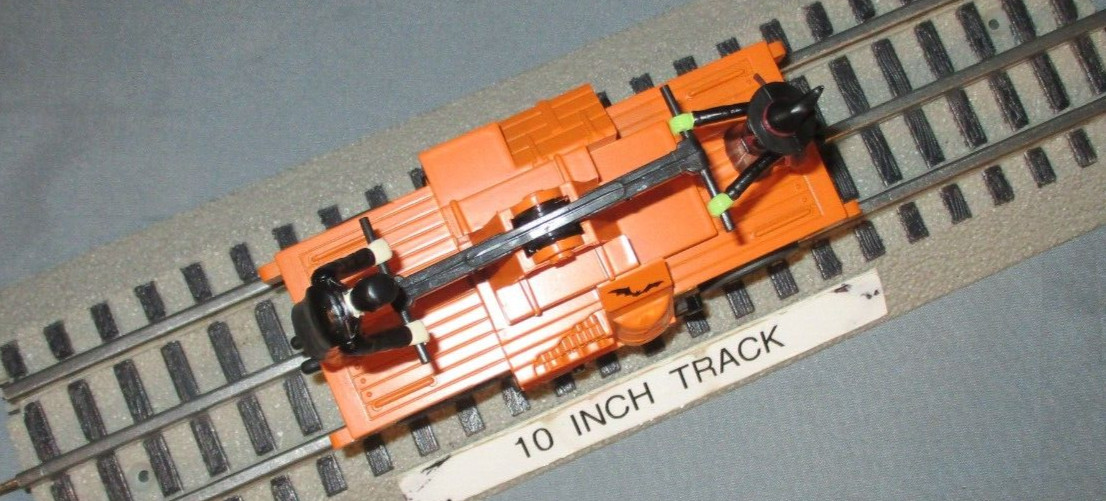 MTH 30-5241 Halloween #1031 (Orange) “Bump-N-Go” Hand Car O/027 ga wks/ Lionel
