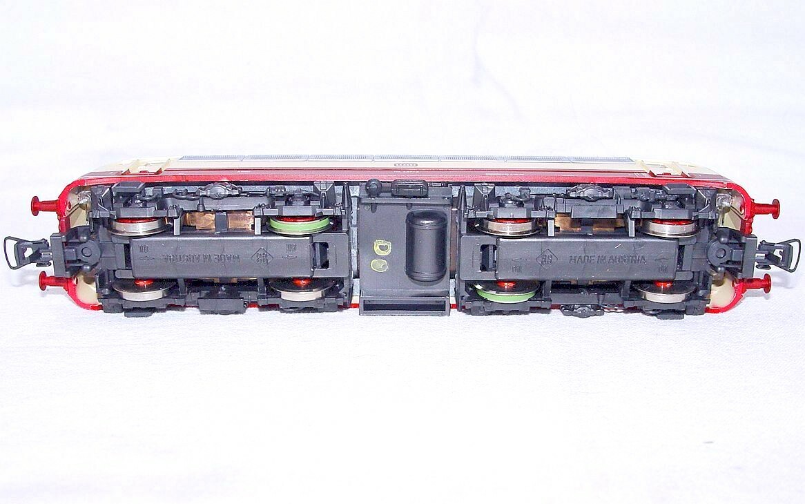 Roco DC HO 1:87 Deutsche Bundesbahn BR 114 RHEINGOLD ELECTRIC LOCOMOTIVE MIB`90!