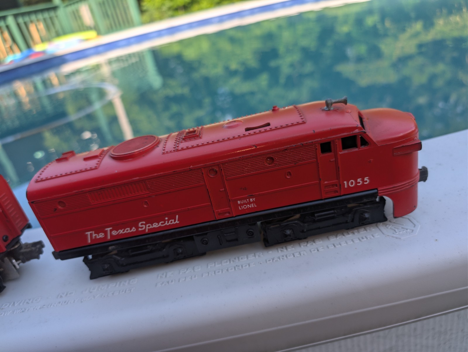 Vtg. ’60- Lionel Model Railroad Train #1055 “The Texas Special” Diesel Set/Runs