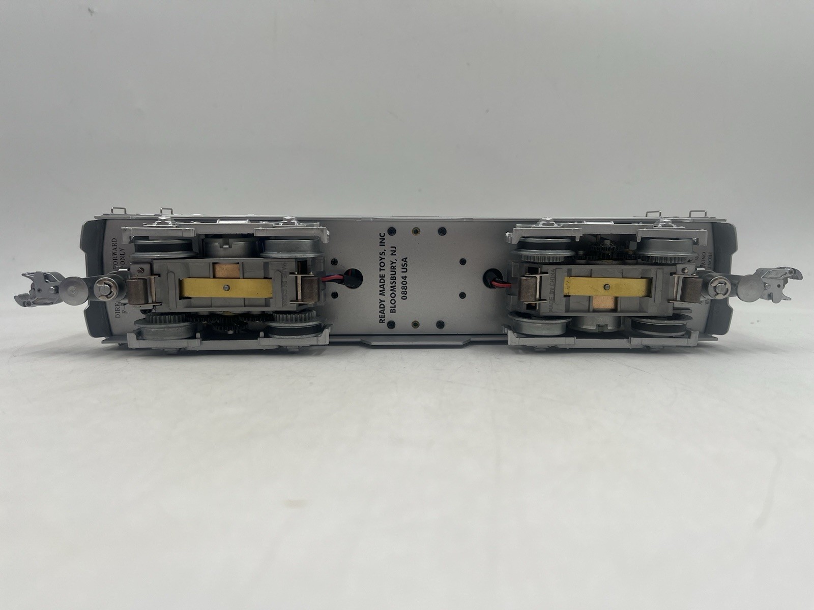 O Gauge American Railroad Legends RMT-5112 Long Island Complete Powered 3104
