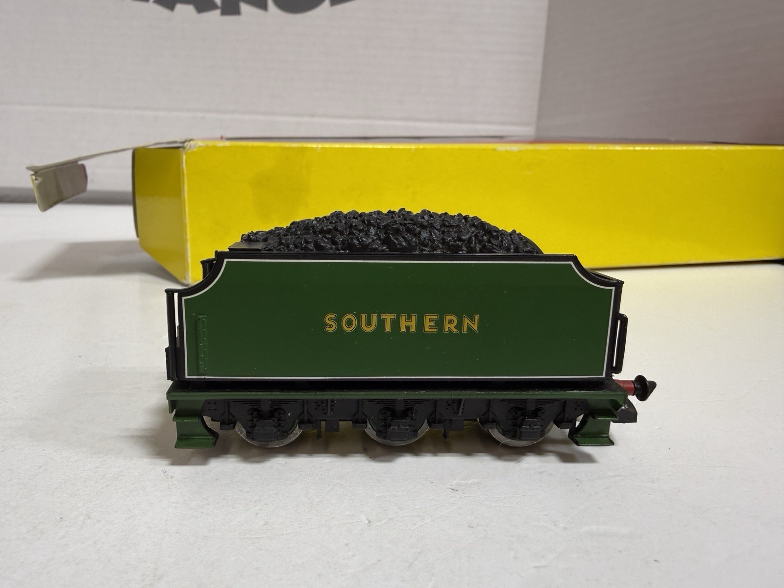 Hornby Southern 914 Locomotive 00 Gauge