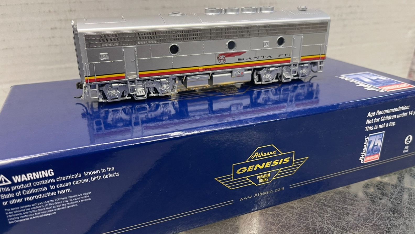Athearn Genesis HO G19560 Santa Fe F3B #21A with DCC & Sound