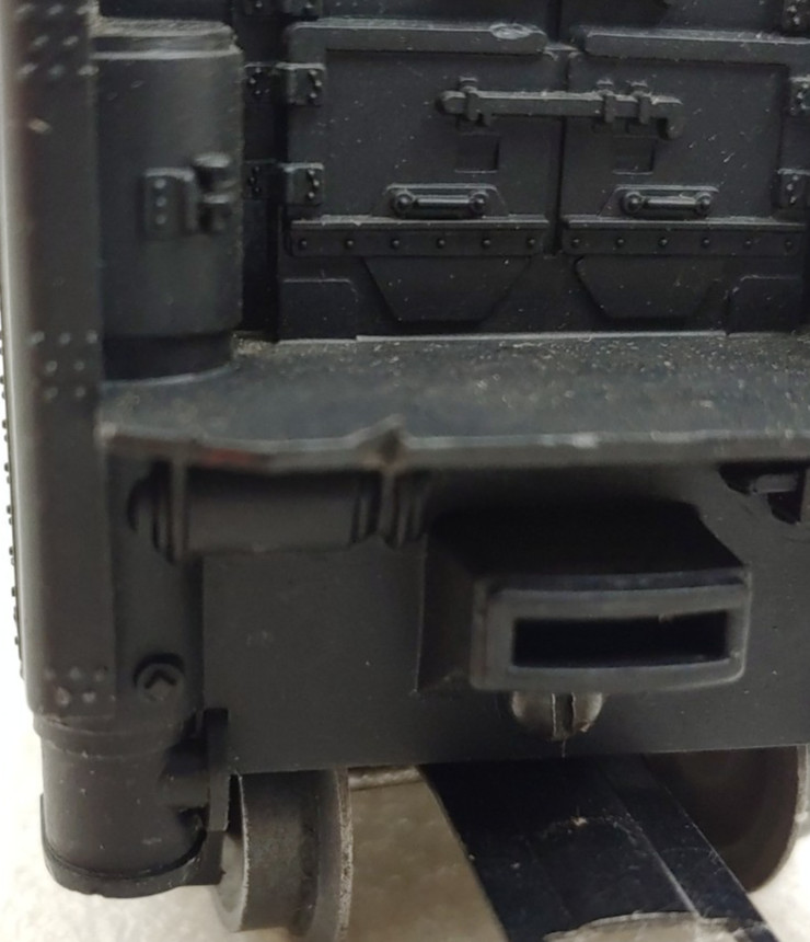 Lionel Trains Postwar 1130T Lionel Lines Tender C-7+ & Original Box