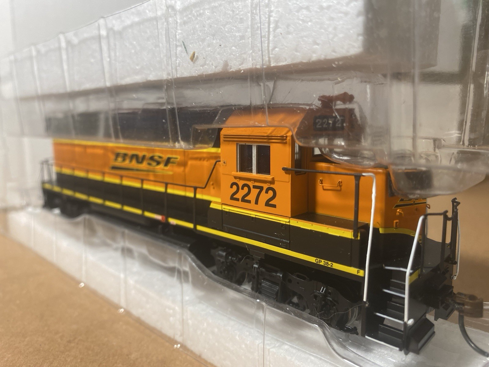 Athearn 29218 BNSF GP-38 Engine Locomotive- New In Box -Tested Runs-DCC READY
