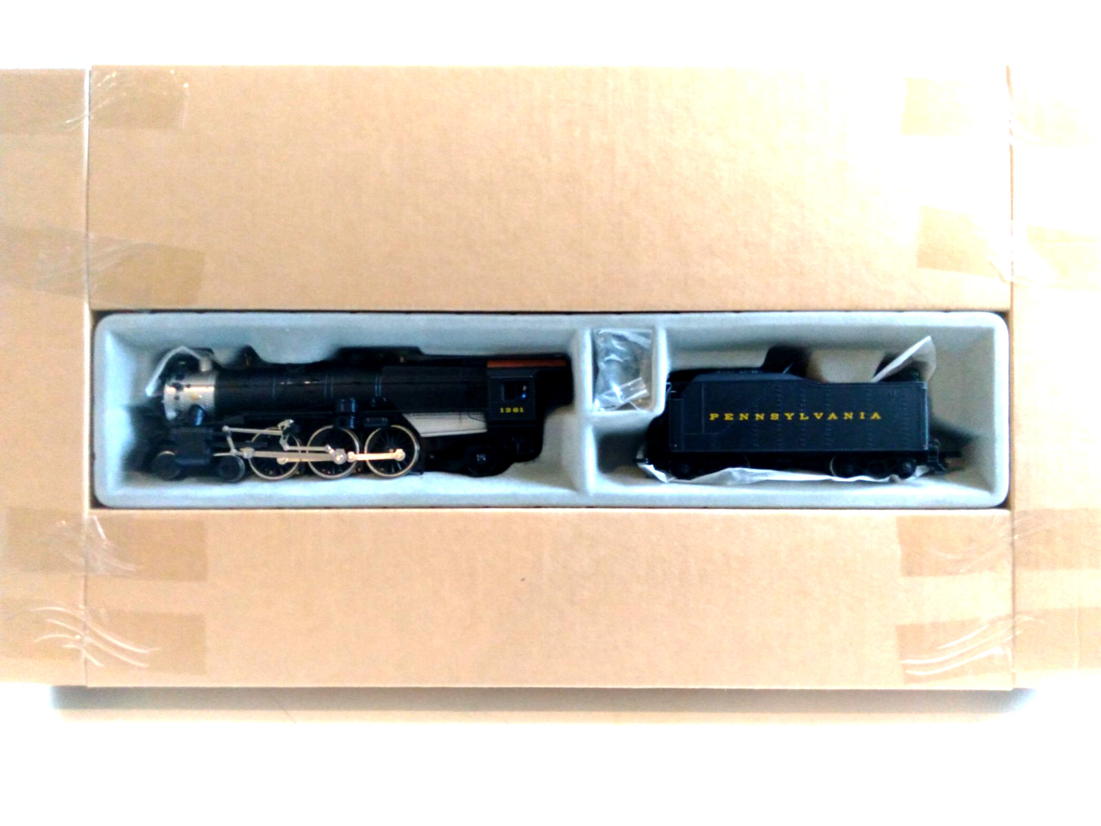 Bachmann Spectrum HO PRR K4 4-6-2 Pacific Steam Locomotive & Tender #1361