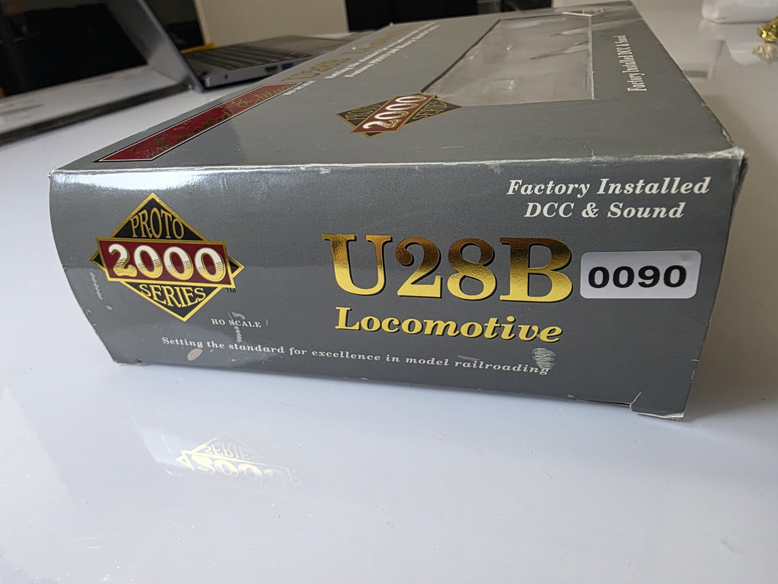 HO SCALE WALTHERS PROTO 2000,U28B,Louisville & Nashville#2500 DCC &W/ SOUND