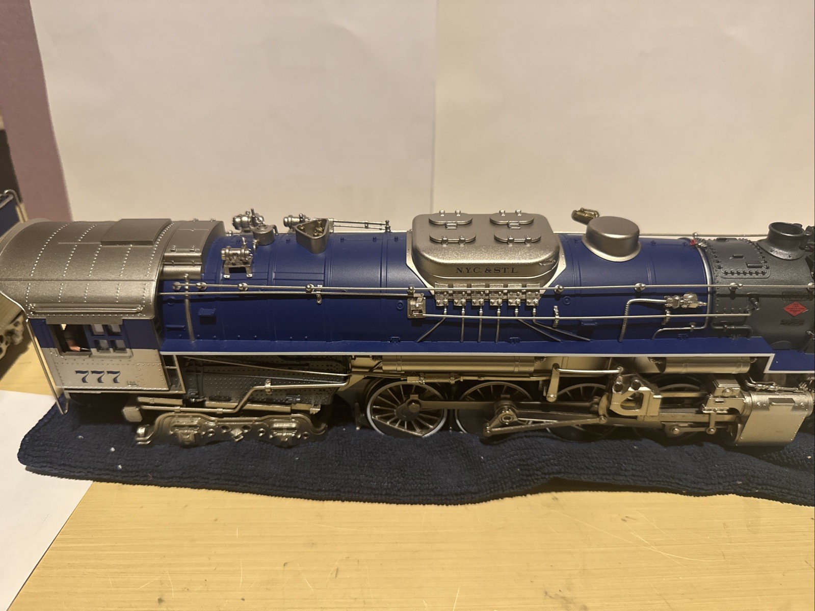 LIONEL 2431510 NICKEL PLATE LIMITED LEGACY BERKSHIRE #777 L/N O/B