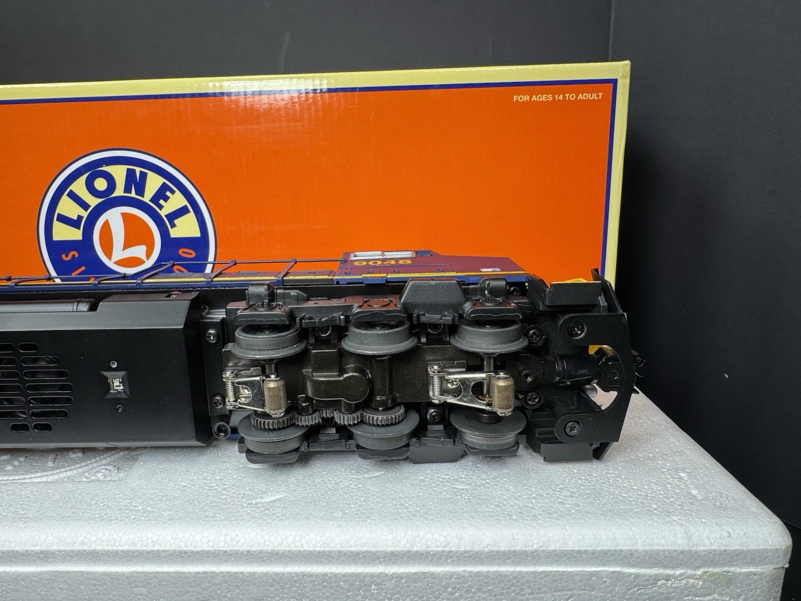 Lionel LEGACY 6-39584 CSX Dash 9-44CW diesel engine #9048 LNIB