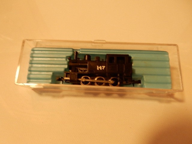 Vintage Lot Of N Gauge Locomotive & mixed brand Cars, Power Pack & Track