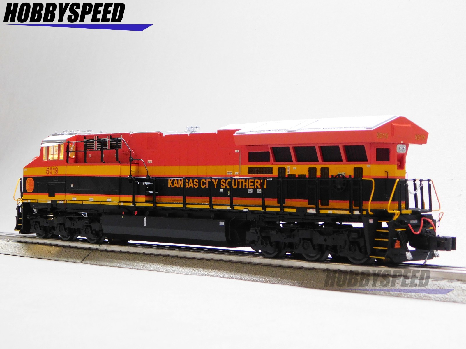 LIONEL KANSAS CITY SOUTHERN SUPERBASS ET44AC DIESEL ENGINE O GAUGE 2533489 NEW