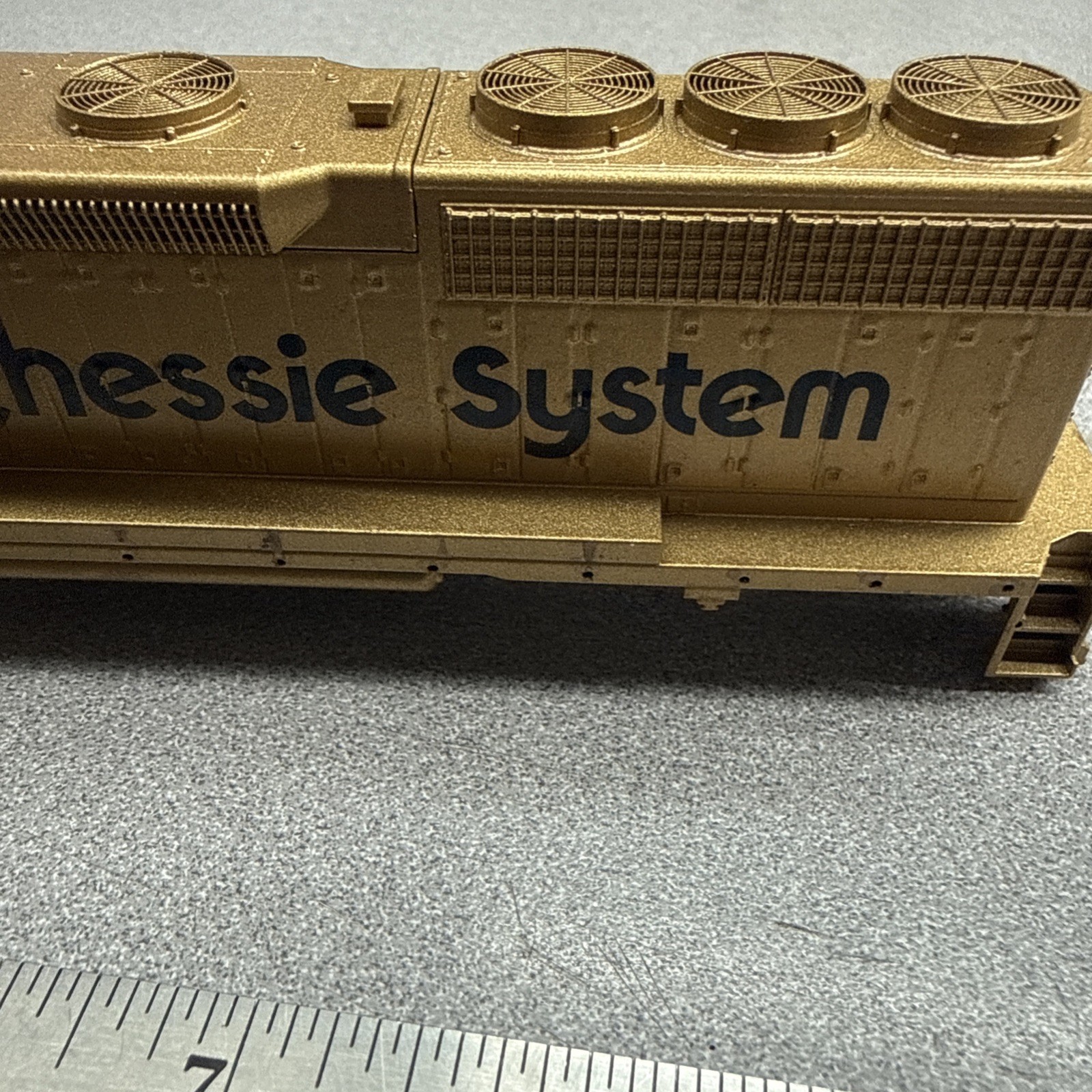 ATHEARN Shell GP40 HO B&O CHESSIE SYSTEM GM50 Special Run Gold Paint Shell Only