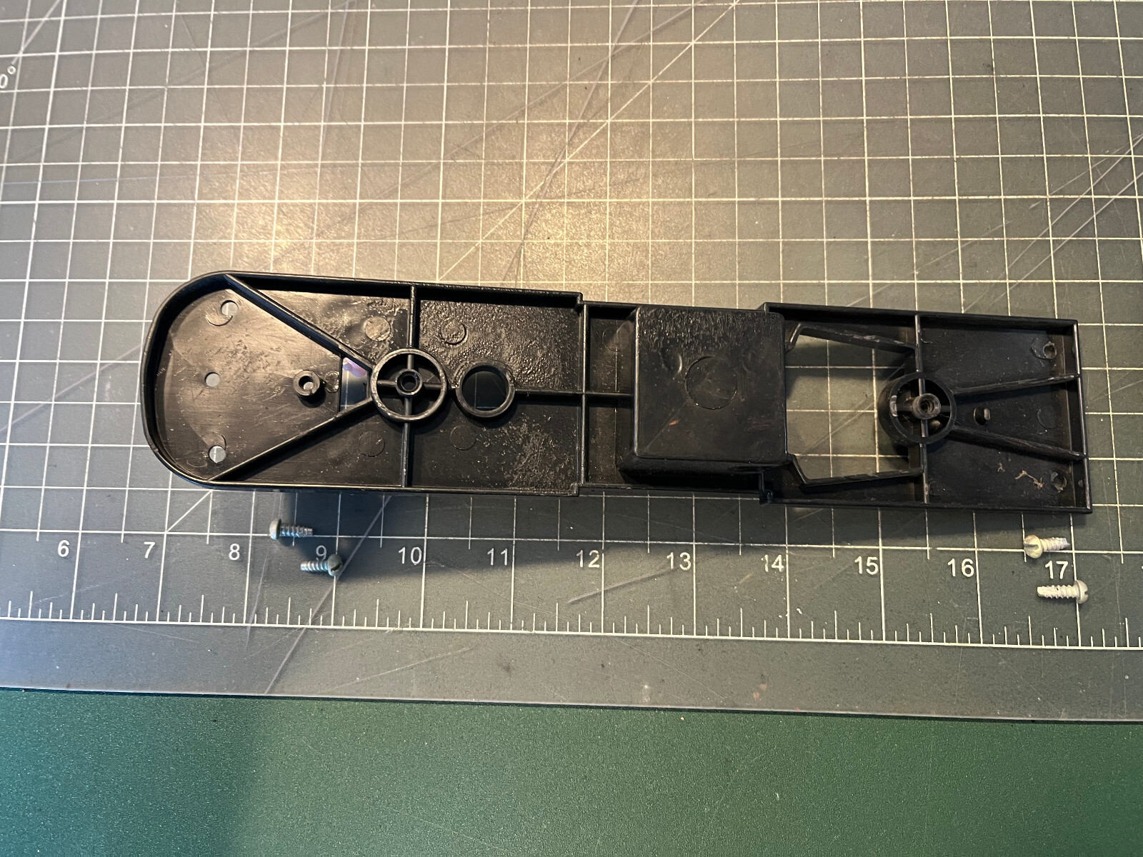 KMT Kusan Auburn Train 2716 Alco Diesel Locomotive CHASSIS FRAME ONLY PART LOT G