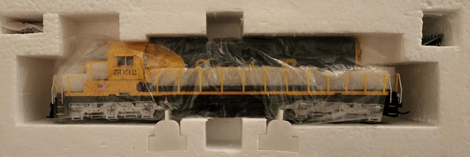 Broadway Limited HO Blueline EMD SD40-2 Diesel AT&SF #5032