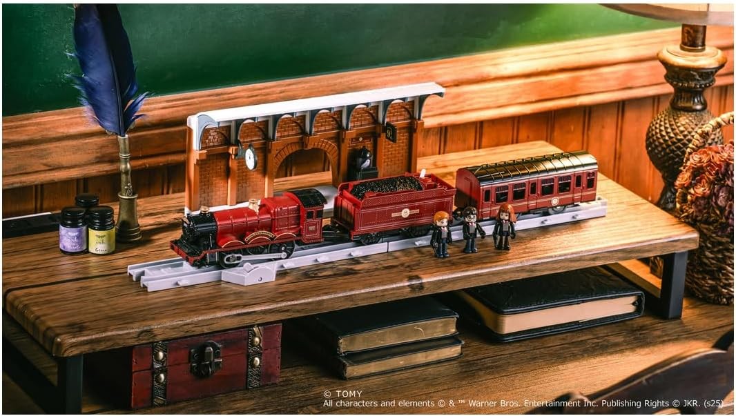 Plarail Harry Potter Hogwarts Express Train Model Toy Set Takara Tomy 2025