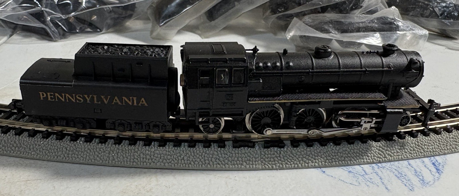 Arnold Rapido N Scale Pennsylvania Steam Locomotive w/ Tender #0223 S