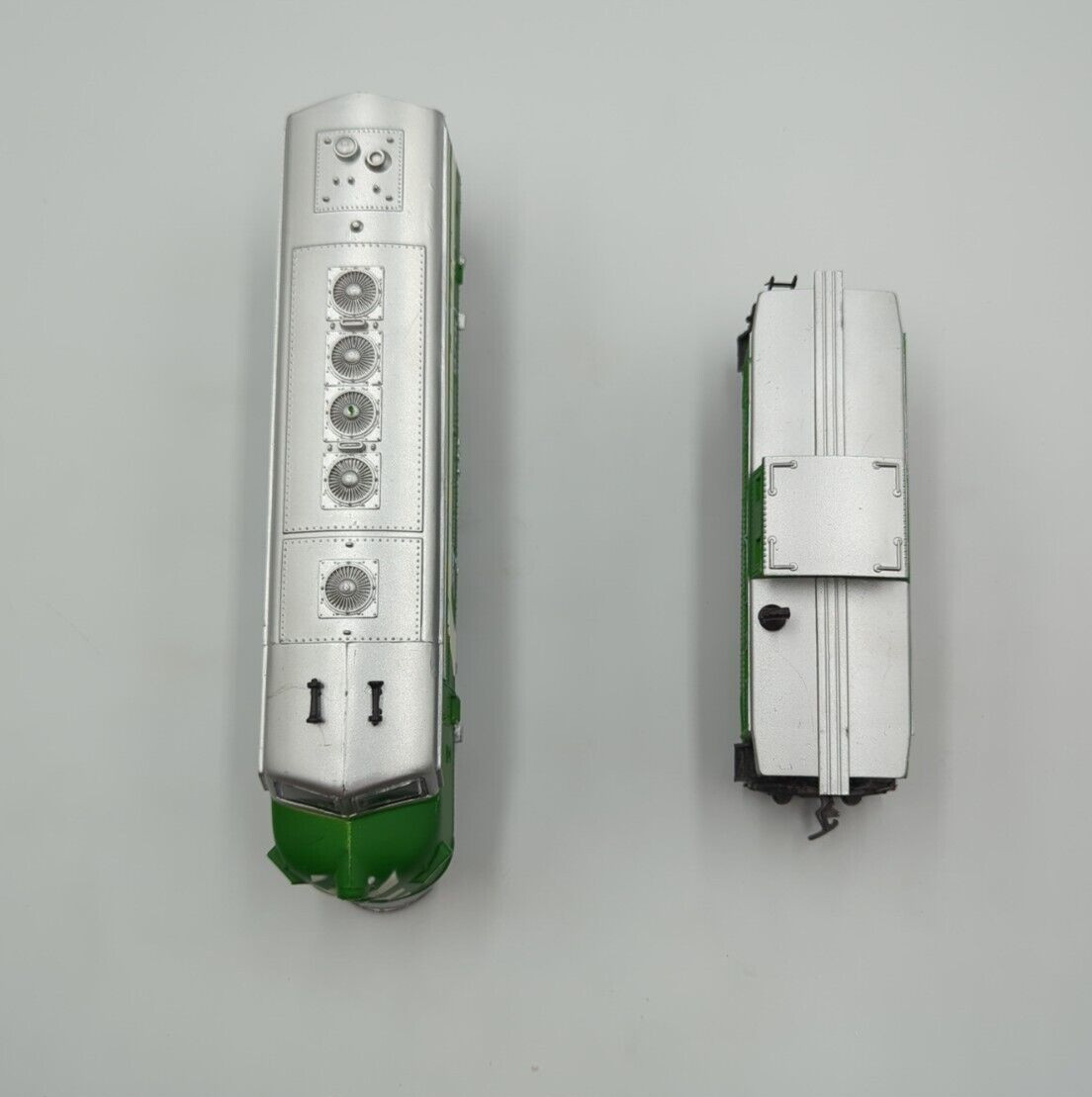 HO Life-Like BN Burlington Northern F7 Diesel 9790 w/ Caboose 41576 – Tested