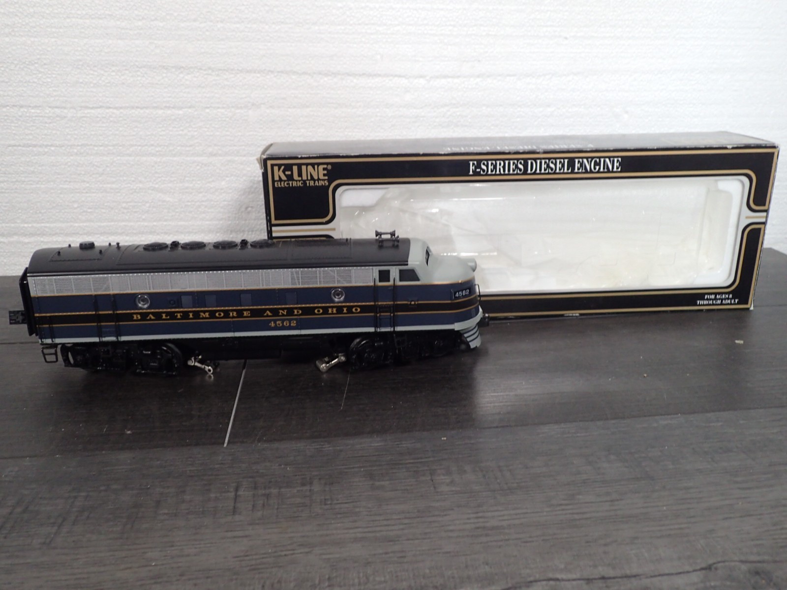 K-Line O Gauge Baltimore and Ohio F7 Diesel Engine 4562
