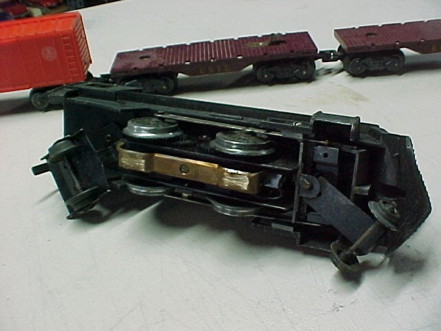 Marx #666 Locomotive with Southern Pacific Tender – Smoker – Runs Well & CARS