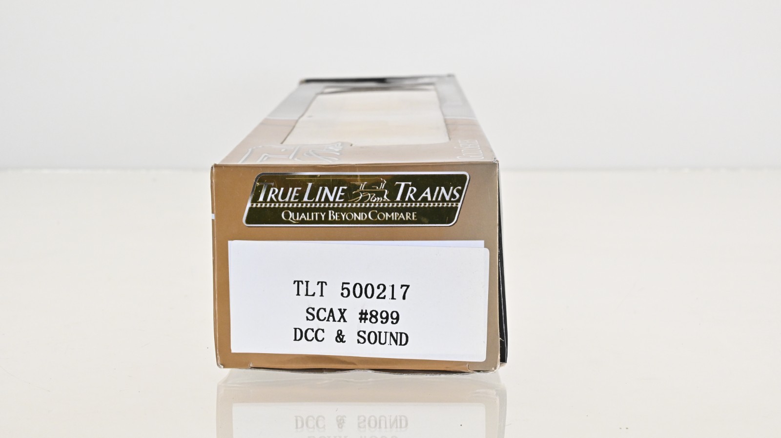 True Line Trains MP36 Metrolink SCAX DCC w/Sound HO scale