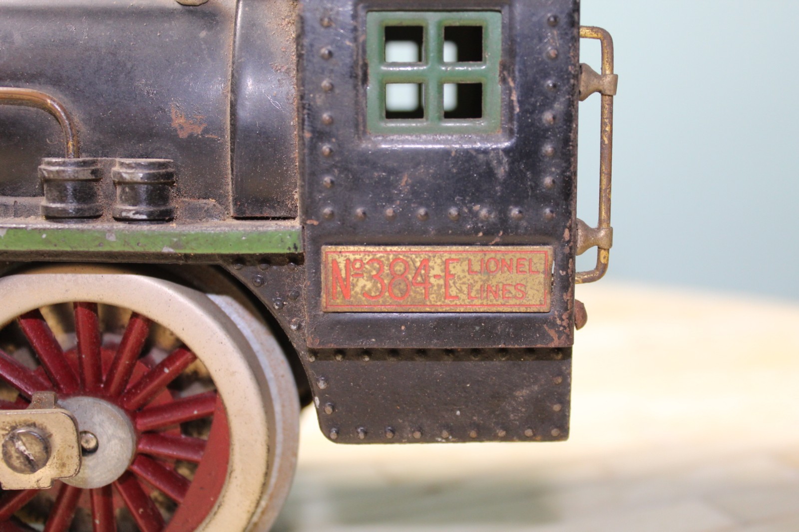Lionel Standard Bild a Loco Gauge 2-4-0 Steam Locomotive & Tender 384E and 384T