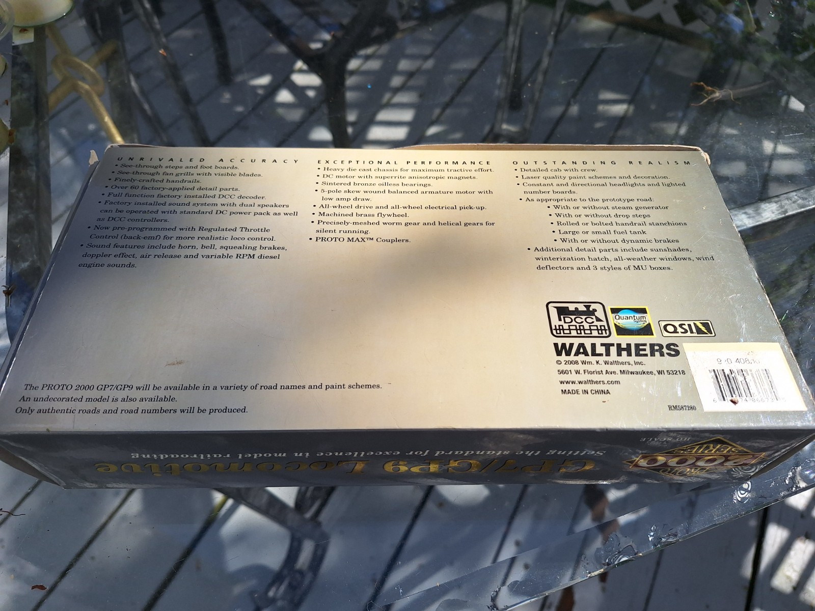PROTO 2000 Diesel EMD GP9 Phase I Powered w/Sound & DCC (QSI) — Soo Line #2551
