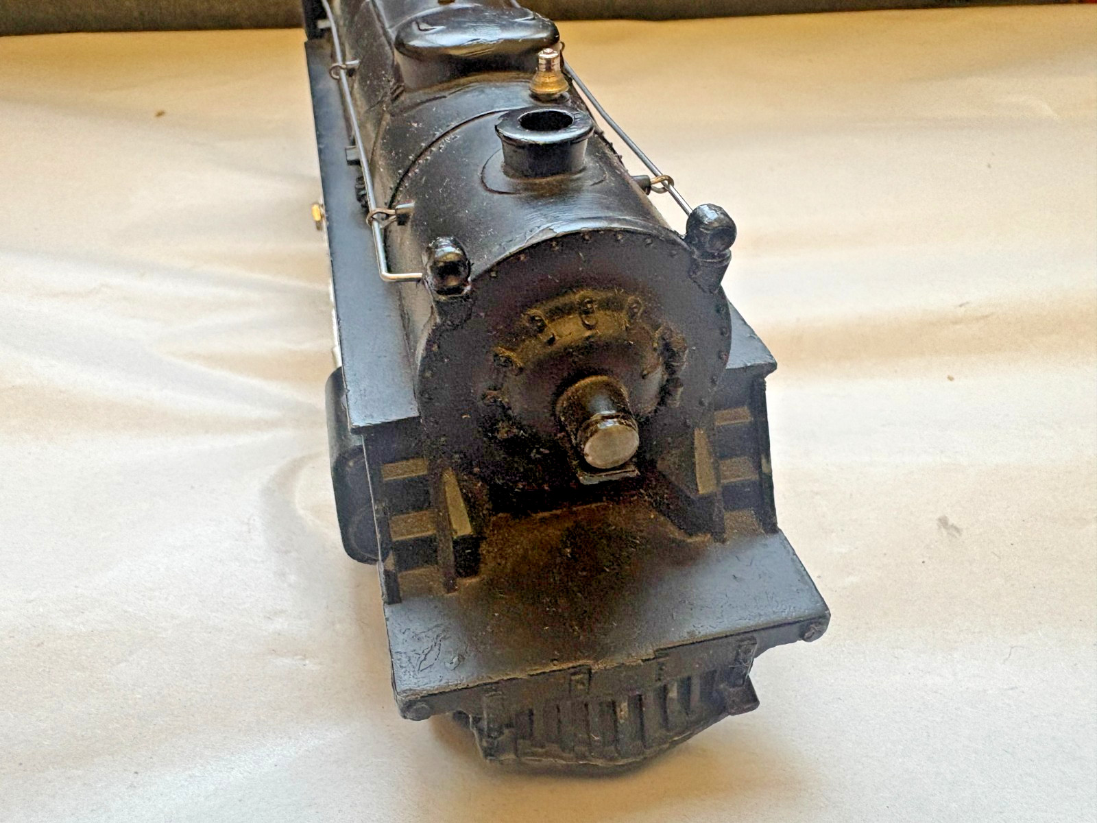 Lionel Vintage Original 1654 Locomotive With Box, 1940’s